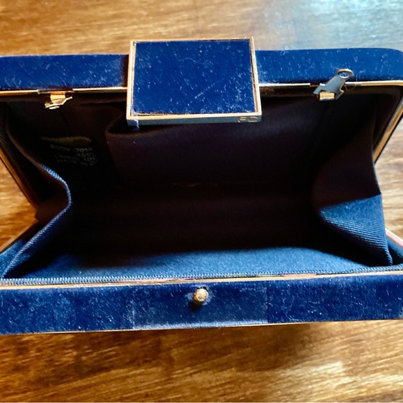 Blue pursue with gold chain. Never used. - Picture 4 of 5